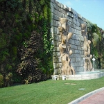 largest-vertical-garden-in-the-world-rozzano-italy-shopping-center-2